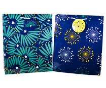 Bolsa para regalo tamaño M con diseños surtidos, PRODUCTO ALCAMPO. Bolsa para regalo tamaño M con diseños surtidos, PRODUCTO ALCAMPO.