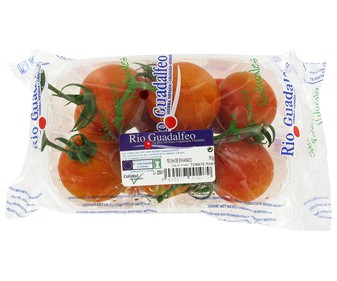 Tomates en rama cesta de 1 kg. Tomates en rama cesta de 1 kg.