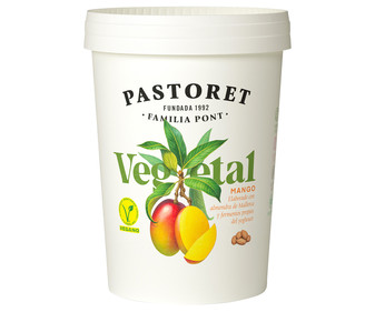 Especialidad a base de almendra de Mallorca con mango y fermentos del yoghourt PASTORET Vegetal 500 g.