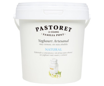 Yogur artesanal cremoso de sabor natural PASTORET 1 kg. Yogur artesanal cremoso de sabor natural PASTORET 1 kg.