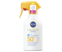 Spray solar extra resistente al agua y con FPS 50+ (muy alta) NIVEA Sun kids sensitive 270 ml.