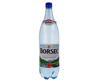 Agua mineral con gas botella de 1,5 litros Agua mineral con gas botella de 1,5 litros
