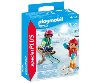 Set de juego con 13 piezas Niños con trineo, Special Plus PLAYMOBI 70250. Set de juego con 13 piezas Niños con trineo, Special Plus PLAYMOBI 70250.