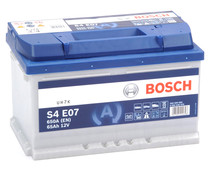 Batería de coche 70Ah, arranque 760A, 12V, L: 27,8cm, A: 17,5cm, H: 19cm, BOSCH S4.
