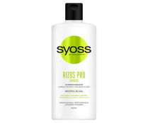 Acondicionador para cabellos ondulados o rizados SYOSS Rizos pro 440 ml.