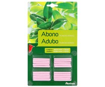 Caja con 20 bastoncillos fertilizantes para plantas verdes PRODUCTO ALCAMPO.