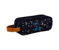Estuche sostenible con dos compartimentos color negro estampado Cerezas y lunares PRODUCTO ALCAMPO, 23x9x7 cm.