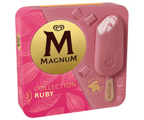 Bombón helado de chocolate blanco, cubierto con chocolate rosa MAGNUM Collection ruby 3 x 90 ml.
