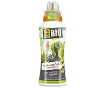 Botella de 0.5 litros con fertilizante líquido especial para todo tipo de cactus, plantas crasas o suculentas COMPO