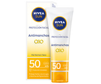 Protector solar facial con acción antiedad y antimanchas con factor solar 50 (muy alta) NIVEA Sun Q10 50 ml.