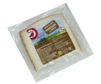 Queso de cabra semicurado con pimentón PRODUCTO ALCAMPO 200 g. Queso de cabra semicurado con pimentón PRODUCTO ALCAMPO 200 g.
