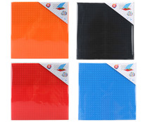 Tablero para juegos de construcción 26x26cm, disponible varios colores, ONE TWO FUN ALCAMPO.
