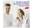Pasta de dientes con flúor y calcio, para unos dientes sanos y fuertes SIGNAL 75 ml.