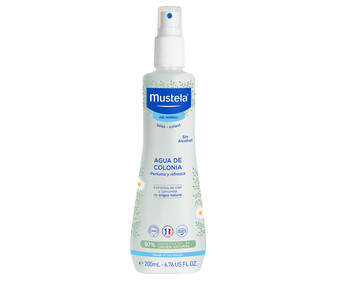 Agua de colonia sin alcohol con extractos naturales de miel y camomila MUSTELA 200 ml. Agua de colonia sin alcohol con extractos naturales de miel y camomila MUSTELA 200 ml.