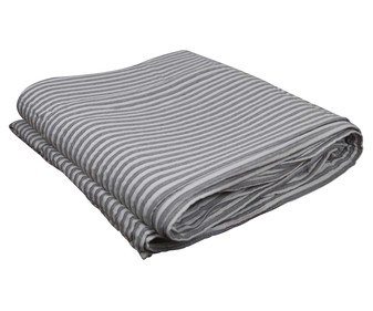 Colcha clásica para cama doble (135/150cm) diseño rayas verticales en color blanco y gris, 240x260cm. ENCAMA. Colcha clásica para cama doble (135/150cm) diseño rayas verticales en color blanco y gris, 240x260cm. ENCAMA.