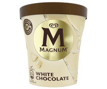 Tarrina de helado de vainilla con láminas crujientes de chocolate blanco MAGNUM 440 ml.