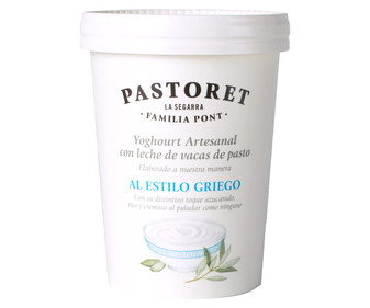 Yogur azucarado estilo griego, elaborado con leche de vacas de pasto PASTORET 500 g. Yogur azucarado estilo griego, elaborado con leche de vacas de pasto PASTORET 500 g.