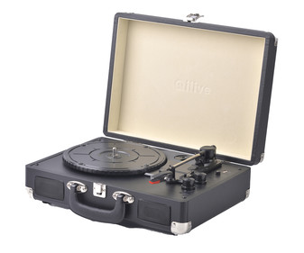 Giradiscos QILIVE Q.1867 Bluetooth, reproducción a 3 velocidades, entrada AUX de 3,5 mm, jack para auriculares. Giradiscos QILIVE Q.1867 Bluetooth, reproducción a 3 velocidades, entrada AUX de 3,5 mm, jack para auriculares.