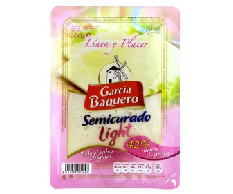 Queso en lonchas semi curado light 200 gramos Queso en lonchas semi curado light 200 gramos