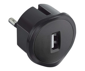 Clavija bipolar adaptadora de red a USB de color negro LEGRAND. Clavija bipolar adaptadora de red a USB de color negro LEGRAND.