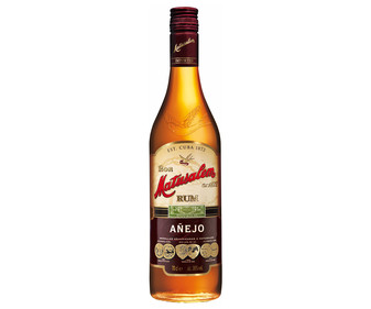 Ron añejo elaborado en la Republica Dominicana MATUSALEM botella de 70 cl.