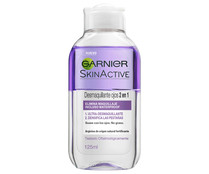 Desmaquillante ojos, 2 en 1: ultra desmaquillante y densificador de pestañas GARNIER Skin active 125 ml.