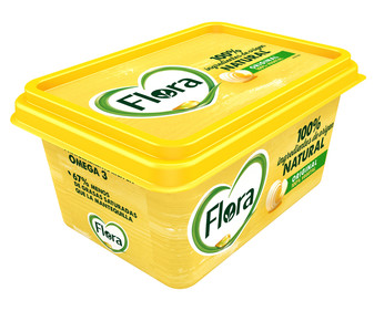 Tarrina de margarina 3/4 original, con ingredientes naturales de origen 100% vegetal FLORA 500 g. Tarrina de margarina 3/4 original, con ingredientes naturales de origen 100% vegetal FLORA 500 g.