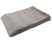 Colcha color gris 70% algodón con líneas en relieve, cama doble, ACTUEL. Colcha color gris 70% algodón con líneas en relieve, cama doble, ACTUEL.