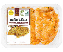 Bandeja de pechuga de pollo fileteada y con marinado con sabor a asado UVESA 375 g