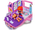 Escenario de juego Socorro ambulancia con luces y sonidos, figura y accesorios médicos, PINYPON.