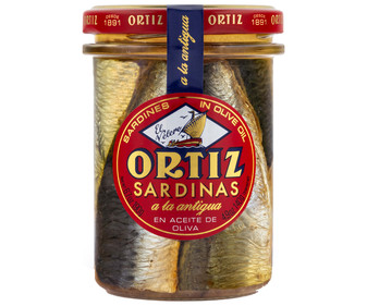 Sardinas en aceite de oliva a la antigua ORTIZ 140 g. Sardinas en aceite de oliva a la antigua ORTIZ 140 g.