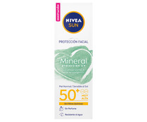 Protector solar facial con FPS 50+ (muy alto), para todo tipo de pieles NIVEA Sun 50 ml. 