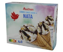 Cono de helado de nata con trocitos de avellana caramelizada y salsa de chocolate PRODUCTO ALCAMPO 6 x 120 ml.