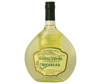 Vino verde de Portugal MESSIAS botella de 75 cl. Vino verde de Portugal MESSIAS botella de 75 cl.