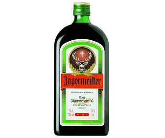 Licor de hierbas alemán JÄGERMEISTER botella de 70 cl. Licor de hierbas alemán JÄGERMEISTER botella de 70 cl.