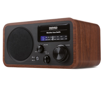 Radio de sobremesa estilo retro DAEWOO DRP-134, AM / FM, analógica, botones giratorios, caja acústica de madera.
