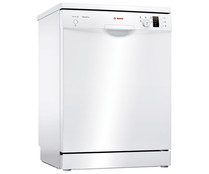 Lavavajillas BOSCH SMS25AW05E, capacidad: 12 servicios, H: 84,5cm, A: 60cm, F: 60cm.