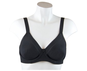 Sujetador con aros y doble capa preformada SELENE Patricia, color negro, talla 95C. Sujetador con aros y doble capa preformada SELENE Patricia, color negro, talla 95C.