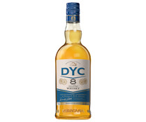 Whisky finest old de 8 años, elaborado en España DYC botella de 70 cl.