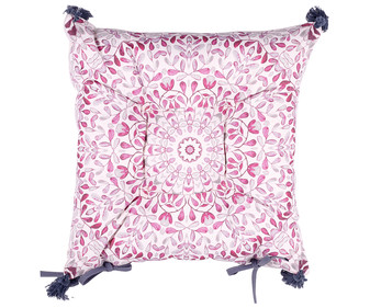 Cojín para silla con pompones y diseño mandala en tonos rosas, 40x40cm., TEXTIL HOGAR. Cojín para silla con pompones y diseño mandala en tonos rosas, 40x40cm., TEXTIL HOGAR.