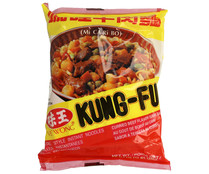 Fideos chinos con sabor a ternera y curry KUNG-FU 85 g.