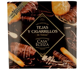 Surtido de tejas y cigarrillos de Tolosa bañados en chocolate CASA ECEIZA 350 g. Surtido de tejas y cigarrillos de Tolosa bañados en chocolate CASA ECEIZA 350 g.