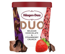 Tarrina de helado de chocolate belga y helado crema de fresa y frambuesas HÄAGEN-DAZS Duo 420 ml.