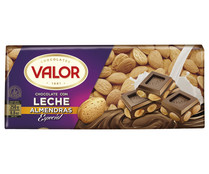 Chocolate  almendrado especial con leche VALOR 250 g.