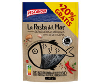 Surimi de merluza en tinta de sepia PESCANOVA La pasta del mar 150 g.