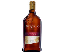 Ron añejo dominicano de calidad superior, añejado en barricas de roble BARCELÓ botella de 70 cl.