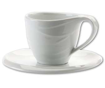 Taza co platillo a juego modelo Corina, fabricados en porcelana blanca GSMD. Taza co platillo a juego modelo Corina, fabricados en porcelana blanca GSMD.