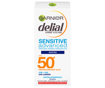 Protector facial en crema con factor de protección 50+ (muy alto) DELIAL Sensitive advanced 50 ml.