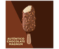 Helado de vainilla recubierto de chocolate con leche y almendras MAGNUM de Frgio 4 x 110 ml.