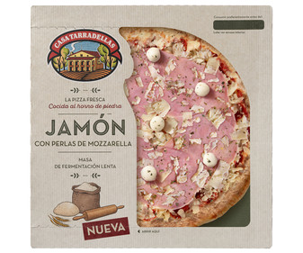 Pizza fresca de jamón con perlas de Mozzarella, cocida al horno de piedra CASA TARRADELLAS 400 g. Pizza fresca de jamón con perlas de Mozzarella, cocida al horno de piedra CASA TARRADELLAS 400 g.